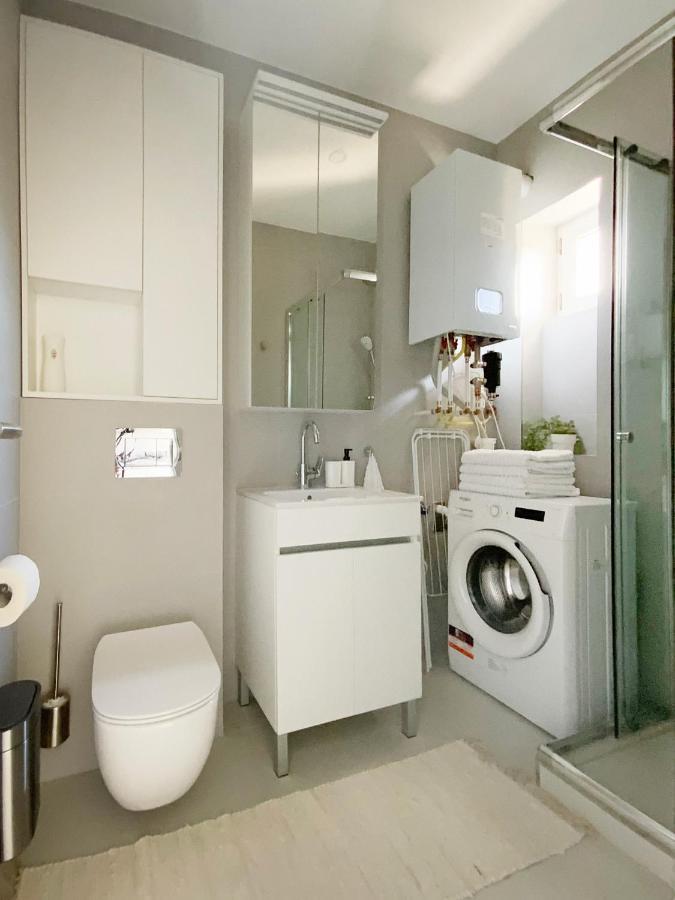 Light Room By Zoom Apartments Братислава Экстерьер фото